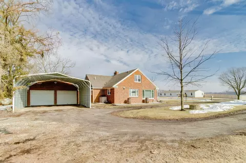402 S Main St, Mendon, OH 45862 photo 3