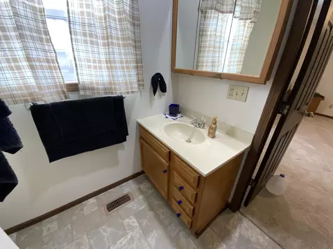 Bath - 11571 Mohawk Path, Lakeview, OH 43331 photo 4 of 4