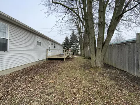 Exterior - 11571 Mohawk Path, Lakeview, OH 43331 photo 3 of 3