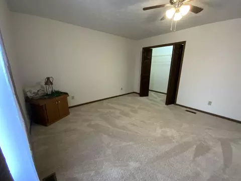 Bedroom - 11571 Mohawk Path, Lakeview, OH 43331 photo 2 of 4