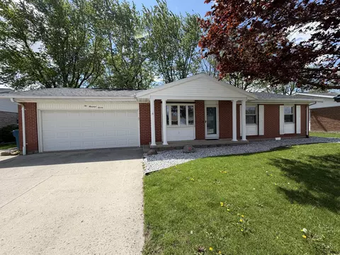 207 Cole St, Jackson Center, OH 45334