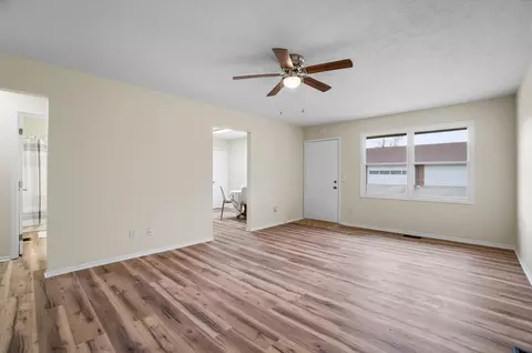 Living - 3250 N Argonne Ln, Springfield, OH 45503 photo 2 of 3