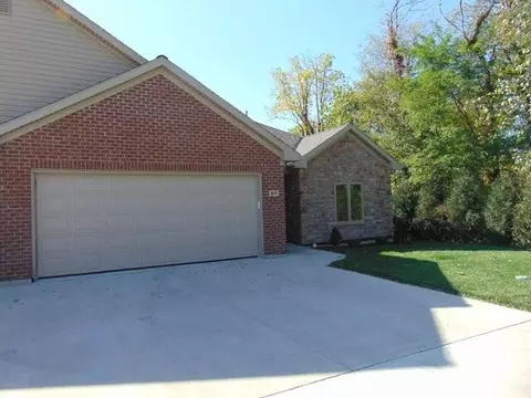 611 N Spruce St, Saint Marys, OH 45885