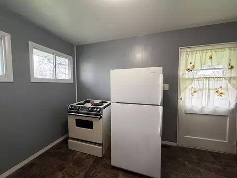 Kitchen - 4802 Willowbrook Dr, Springfield, OH 45503 photo 1 of 1