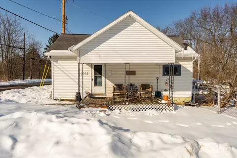 Exterior - 2332 Villa Rd, Springfield, OH 45503 photo 4 of 12