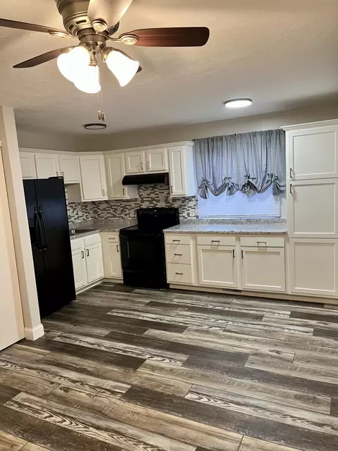 2275 Cable Rd #6, Lima, OH 45807 photo 5