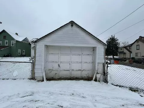 Exterior - 1502 Linden Ave, Springfield, OH 45505 photo 1 of 2