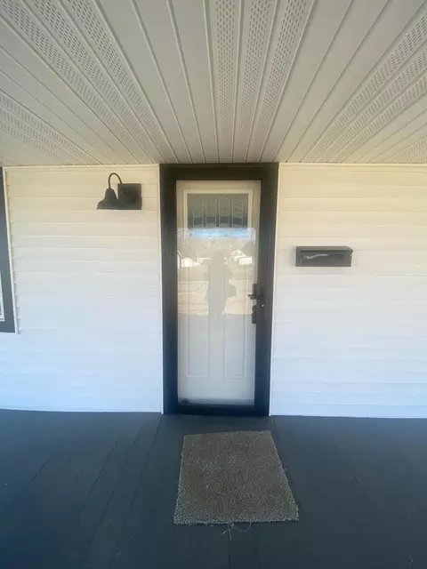 Exterior - 2000 Springmont Ave, Springfield, OH 45506 photo 7 of 8