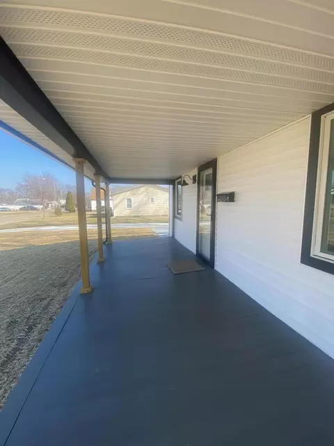 Exterior - 2000 Springmont Ave, Springfield, OH 45506 photo 8 of 8