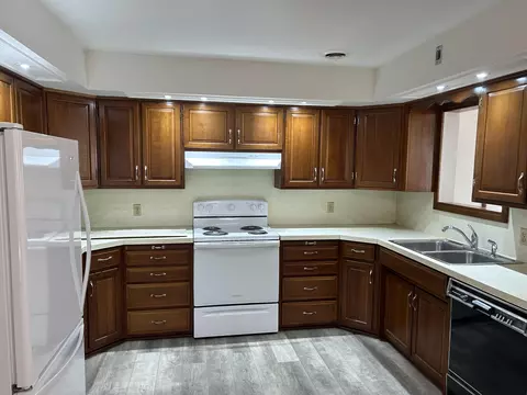 Kitchen - 526 Willow St, Celina, OH 45822 photo 2 of 3