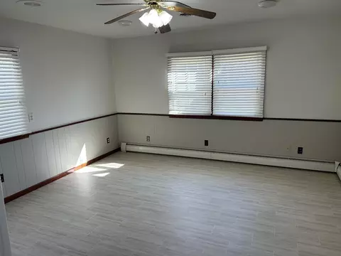 Living - 526 Willow St, Celina, OH 45822 photo 4 of 7
