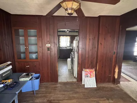 Entry Way - 1425 Sheaff Rd, Springfield, OH 45504 photo 1 of 3