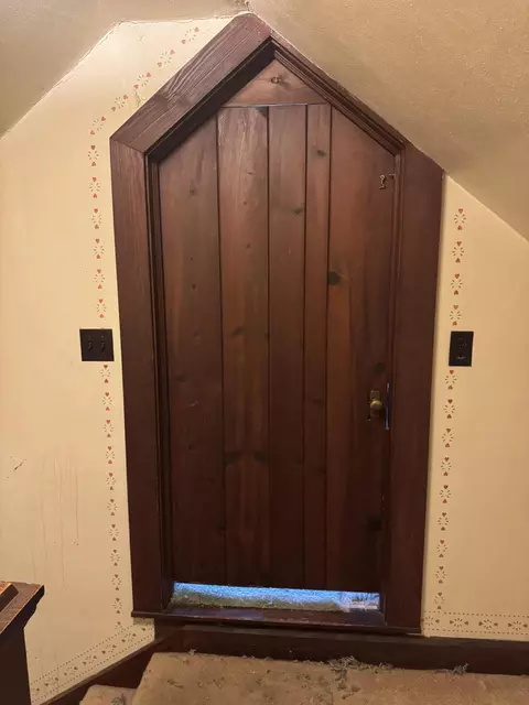 Entry Way - 1425 Sheaff Rd, Springfield, OH 45504 photo 3 of 3