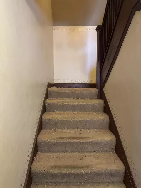 Entry Way - 1425 Sheaff Rd, Springfield, OH 45504 photo 2 of 3