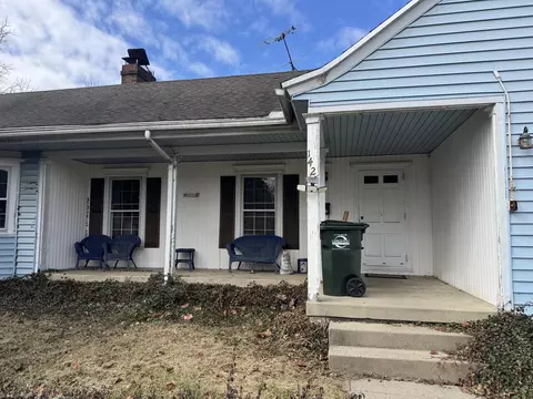 1425 Sheaff Rd, Springfield, OH 45504
