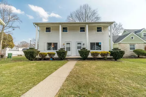 848 Crescent Dr, Sidney, OH 45365