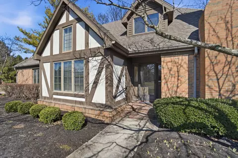 Exterior - 480 E Parnell Pl, Springfield, OH 45503 photo 3 of 13