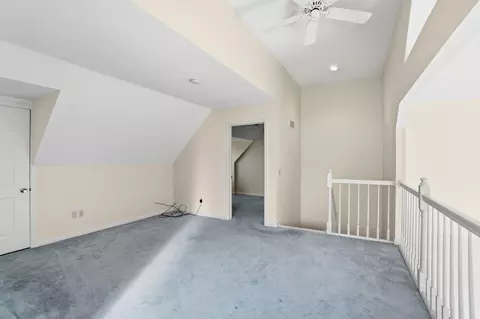 Bedroom - 480 E Parnell Pl, Springfield, OH 45503 photo 8 of 11