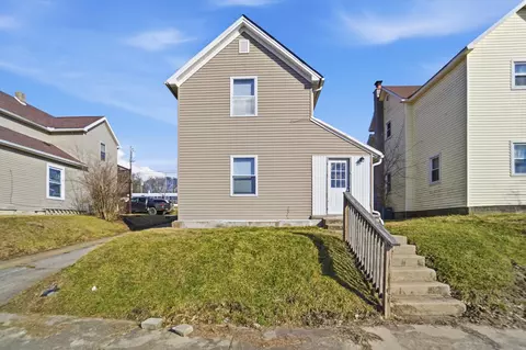 320 Walker St, Bellefontaine, OH 43311