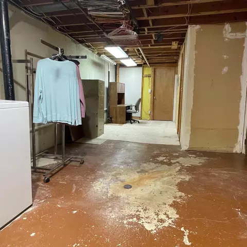 Other - 1921 Elaina Dr, Springfield, OH 45503 photo 6 of 12