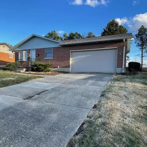 Exterior - 1921 Elaina Dr, Springfield, OH 45503 photo 12 of 13