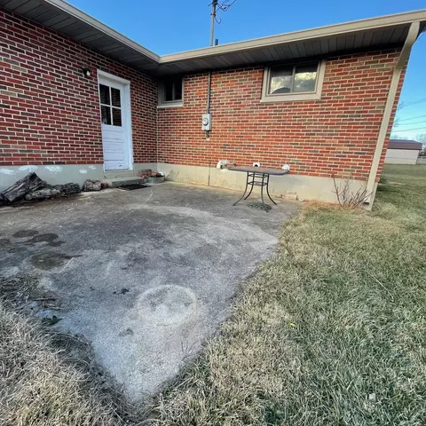 Exterior - 1921 Elaina Dr, Springfield, OH 45503 photo 9 of 13