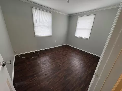 Bedroom - 913-915 Mitchell Blvd, Springfield, OH 45503 photo 8 of 8