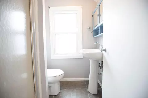 Bath - 545 E Anthony St, Celina, OH 45822 photo 2 of 2