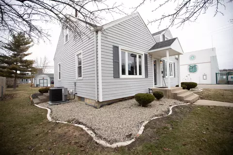 Exterior - 545 E Anthony St, Celina, OH 45822 photo 3 of 7