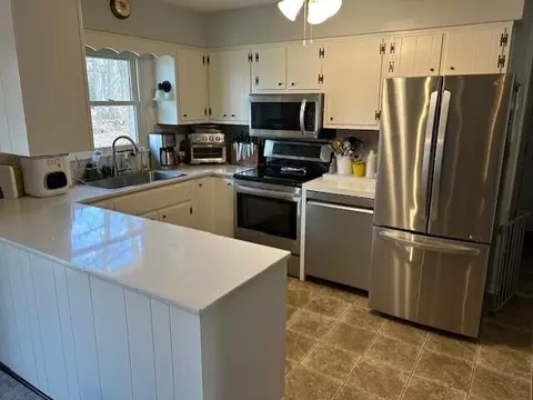 Kitchen - 4295 William Ave, Celina, OH 45822 photo 1 of 3