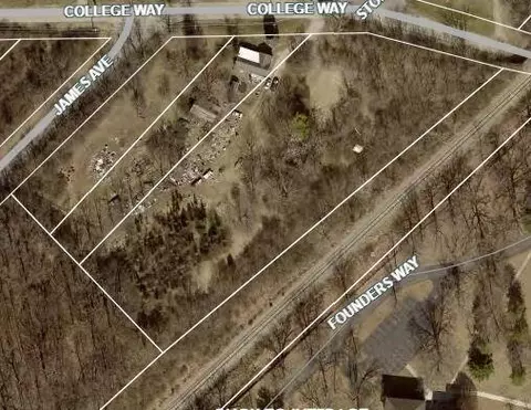 605 College Way, Urbana, OH 43078