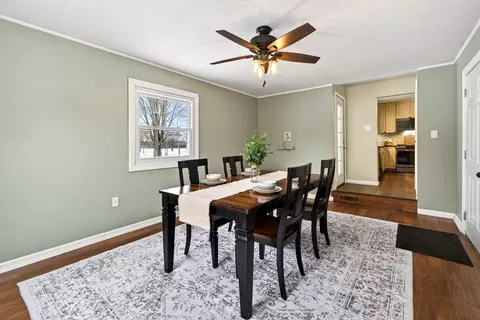 Dining - 206 S Tecumseh Rd, Springfield, OH 45506 photo 2 of 2