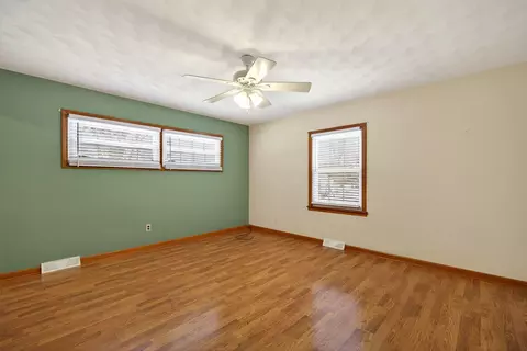Bedroom - 206 S Tecumseh Rd, Springfield, OH 45506 photo 1 of 5