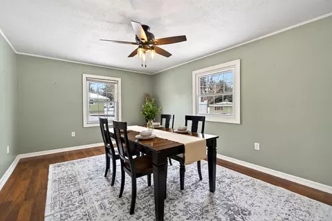 Dining - 206 S Tecumseh Rd, Springfield, OH 45506 photo 1 of 2