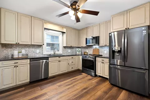 Kitchen - 206 S Tecumseh Rd, Springfield, OH 45506 photo 1 of 3