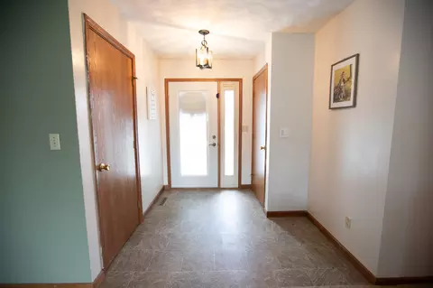 Entry Way - 1014 Chicory Ct, Celina, OH 45822 photo 1 of 1
