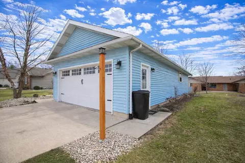 Exterior - 1014 Chicory Ct, Celina, OH 45822 photo 3 of 3