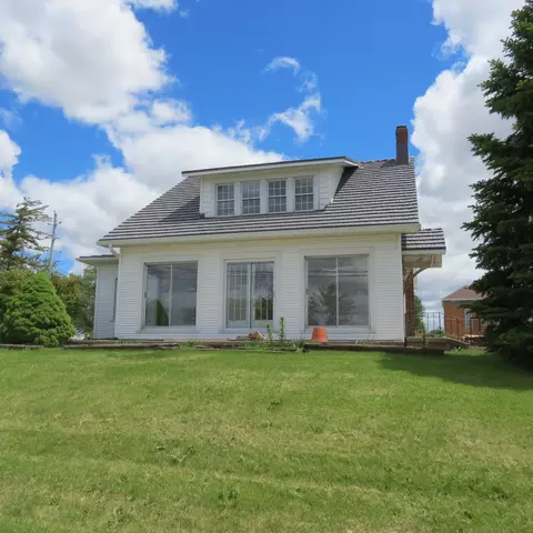 102 E Main St, Anna, OH 45302