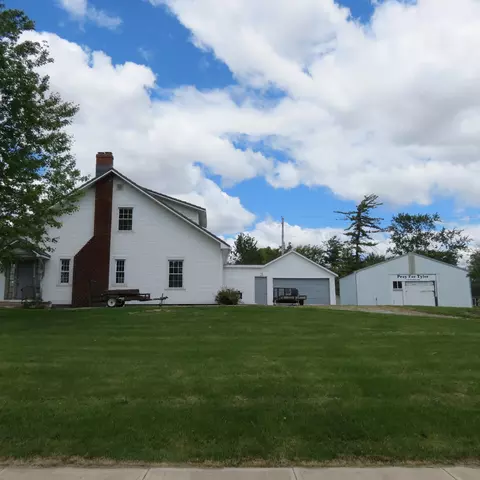 Exterior - 102 E Main St, Anna, OH 45302 photo 2 of 2