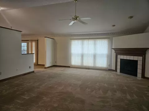 Living - 4909 Shannon Ave, Springfield, OH 45504 photo 1 of 1