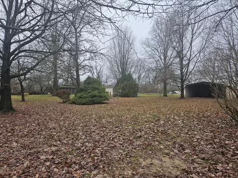 Exterior - 4909 Shannon Ave, Springfield, OH 45504 photo 3 of 7