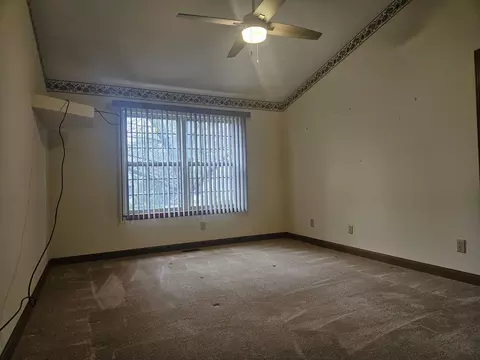 Bedroom - 4909 Shannon Ave, Springfield, OH 45504 photo 3 of 3