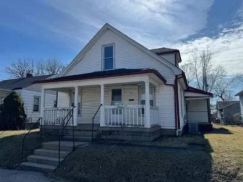 421 2nd St, Piqua, OH 45356