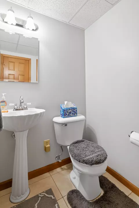 Bath - 708 Westover St, Sidney, OH 45365 photo 10 of 10