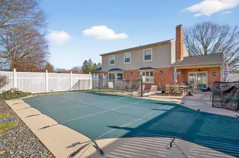 Exterior - 708 Westover St, Sidney, OH 45365 photo 6 of 9