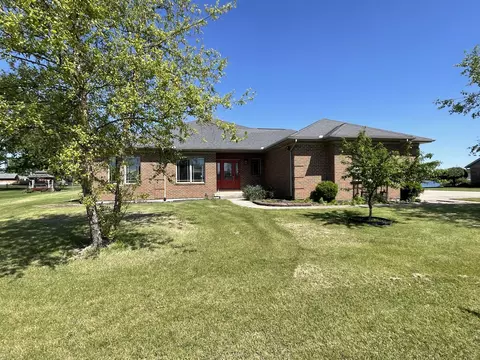 1502 Cumberland Ave, Sidney, OH 45365