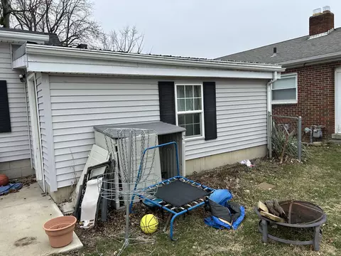 Exterior - 120 E Blake St, Celina, OH 45822 photo 6 of 7