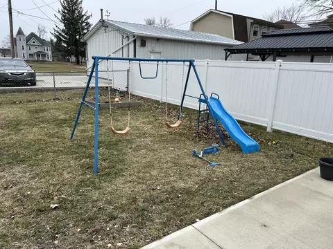 Exterior - 120 E Blake St, Celina, OH 45822 photo 5 of 7