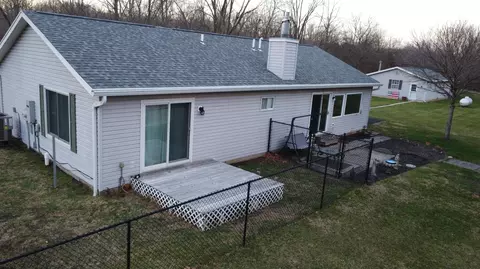 Exterior - 4050 River Rd, Sidney, OH 45365 photo 3 of 4