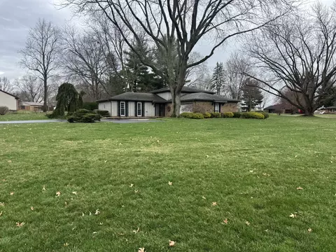 Exterior - 4607 S Plateau Dr, Springfield, OH 45502 photo 4 of 19